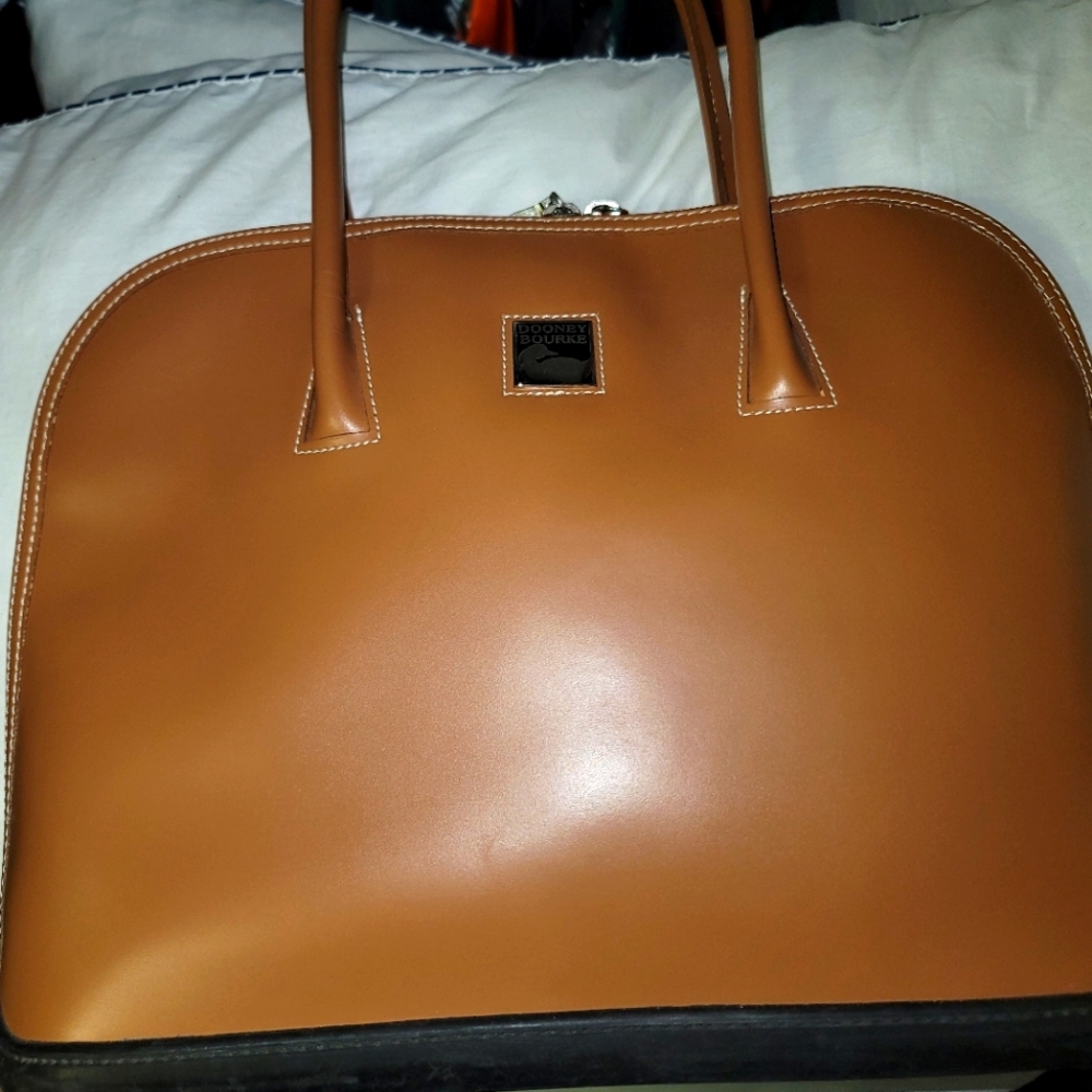 Dooney & Bourke Tote Purse